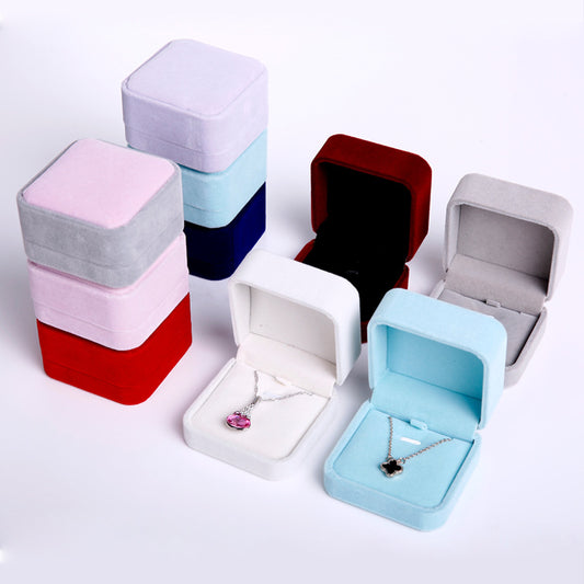 Velvet jewelry box necklace box